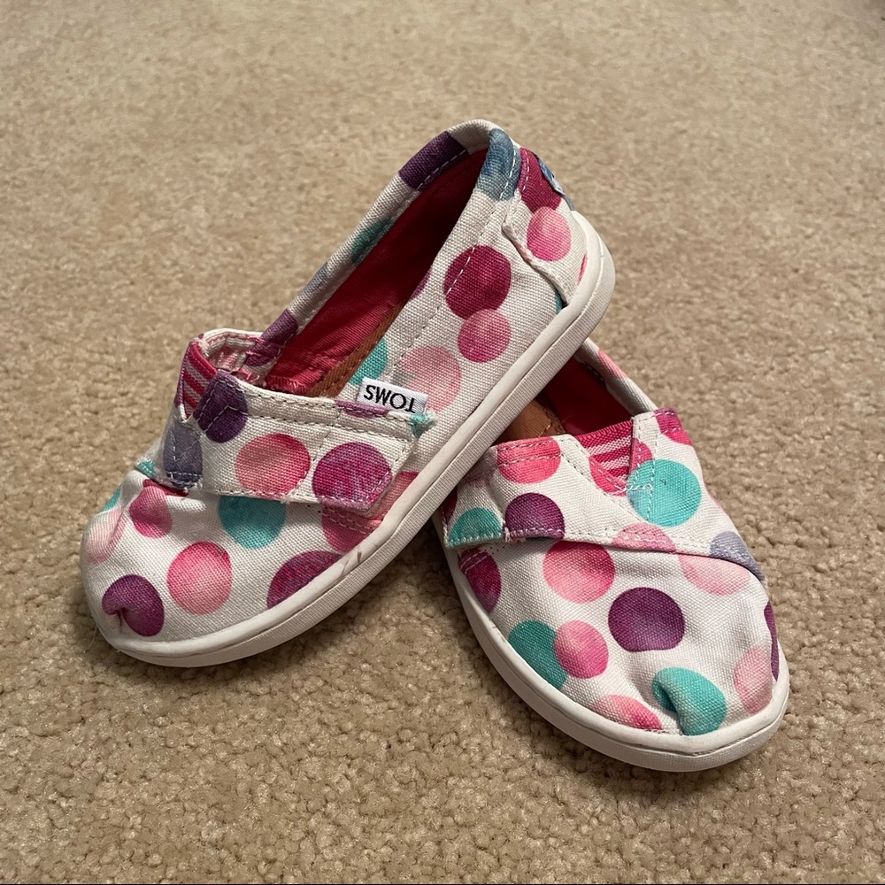 TOMS Toddler Girls Slip on Velcro Shoes (8T)
